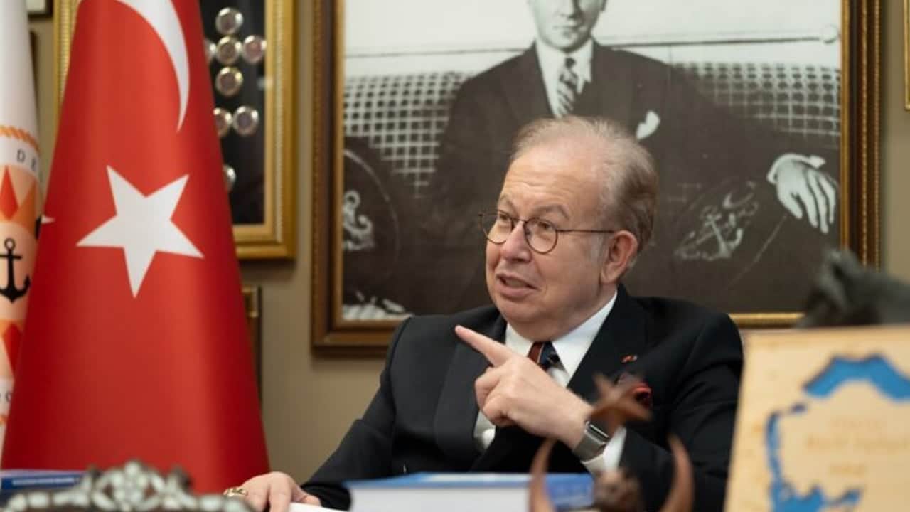 Foto - Emekli Tümamiral Cihat Yaycı, DEM Parti heyetinin İmralı görüşmesi sonrası tepki gösterdi
