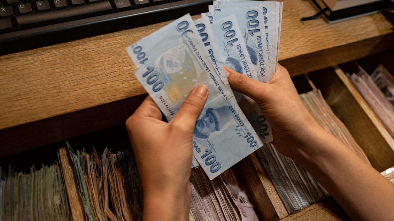 Foto - Emeklinin gözü Ocak zammında! 3 ayrı hesap yapıldı: Maaşlar ne kadar olacak?