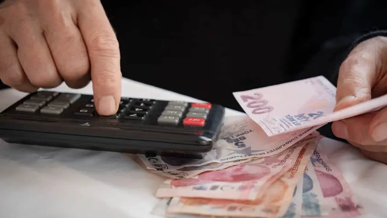 Foto - Emekliye yeni maaş sistemi netleşti: 1999 öncesi ve sonrası SGK girişi olanlar için harekete geçildi