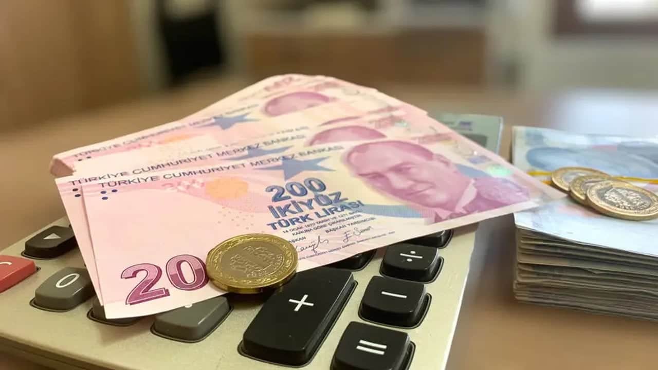 Foto - Emekliye yeni maaş sistemi netleşti: 1999 öncesi ve sonrası SGK girişi olanlar için harekete geçildi