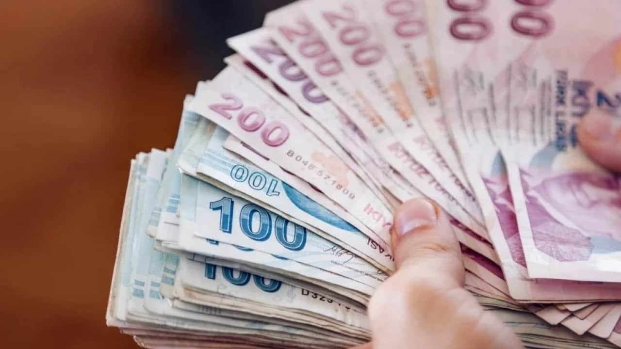 Foto - En düşük emekli maaşına zam geliyor: Yeni rakamı Türkiye'ye duyurdu