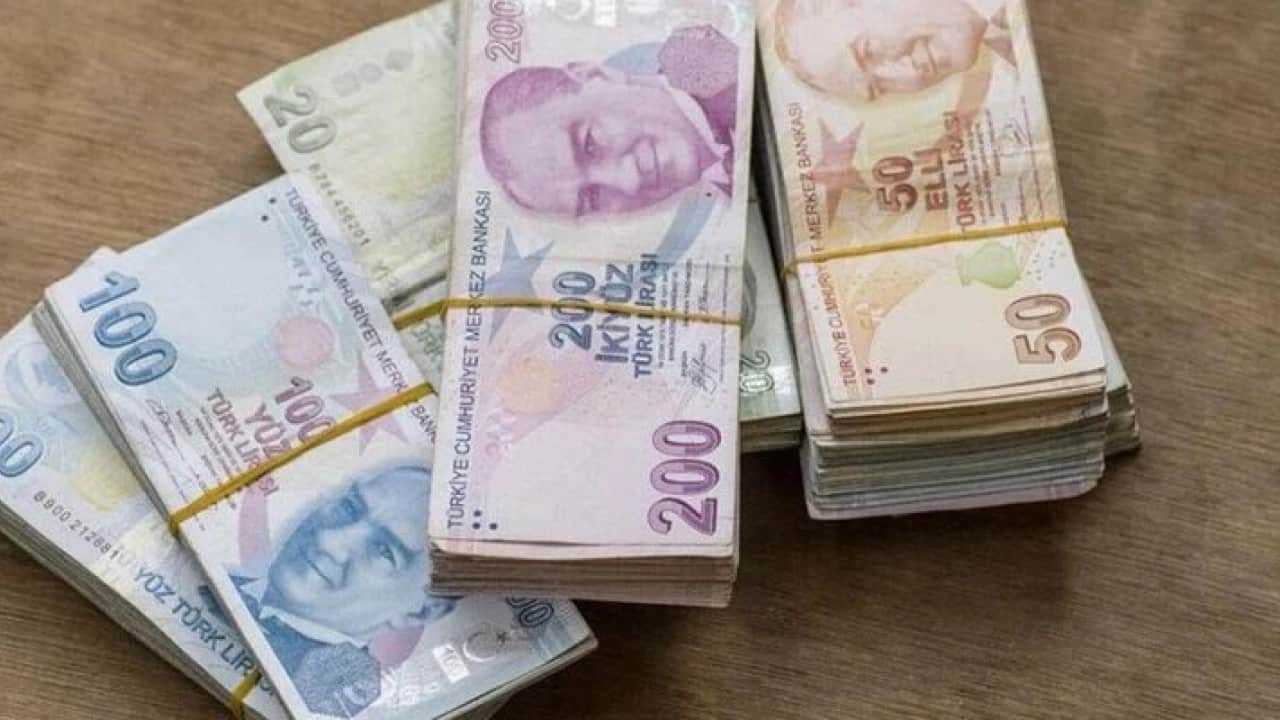Foto - En düşük emekli maaşına zam geliyor: Yeni rakamı Türkiye'ye duyurdu