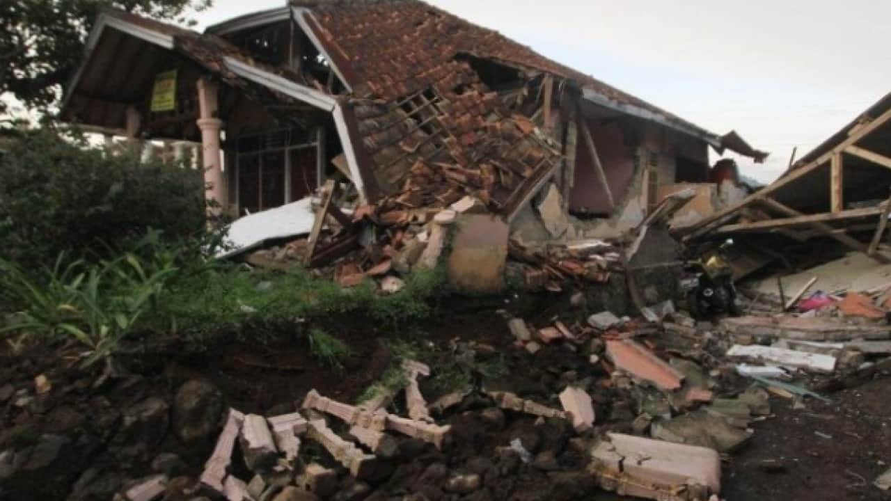 Foto - Endonezya’da felaketin bilançosu ağırlaşıyor: 7,7’lik dev depremde can kaybı 68’e fırladı