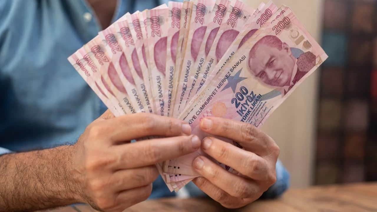 Foto - 'Erdoğan elini taşın altına koydu' dedi! Ve yeni asgari ücreti açıkladı