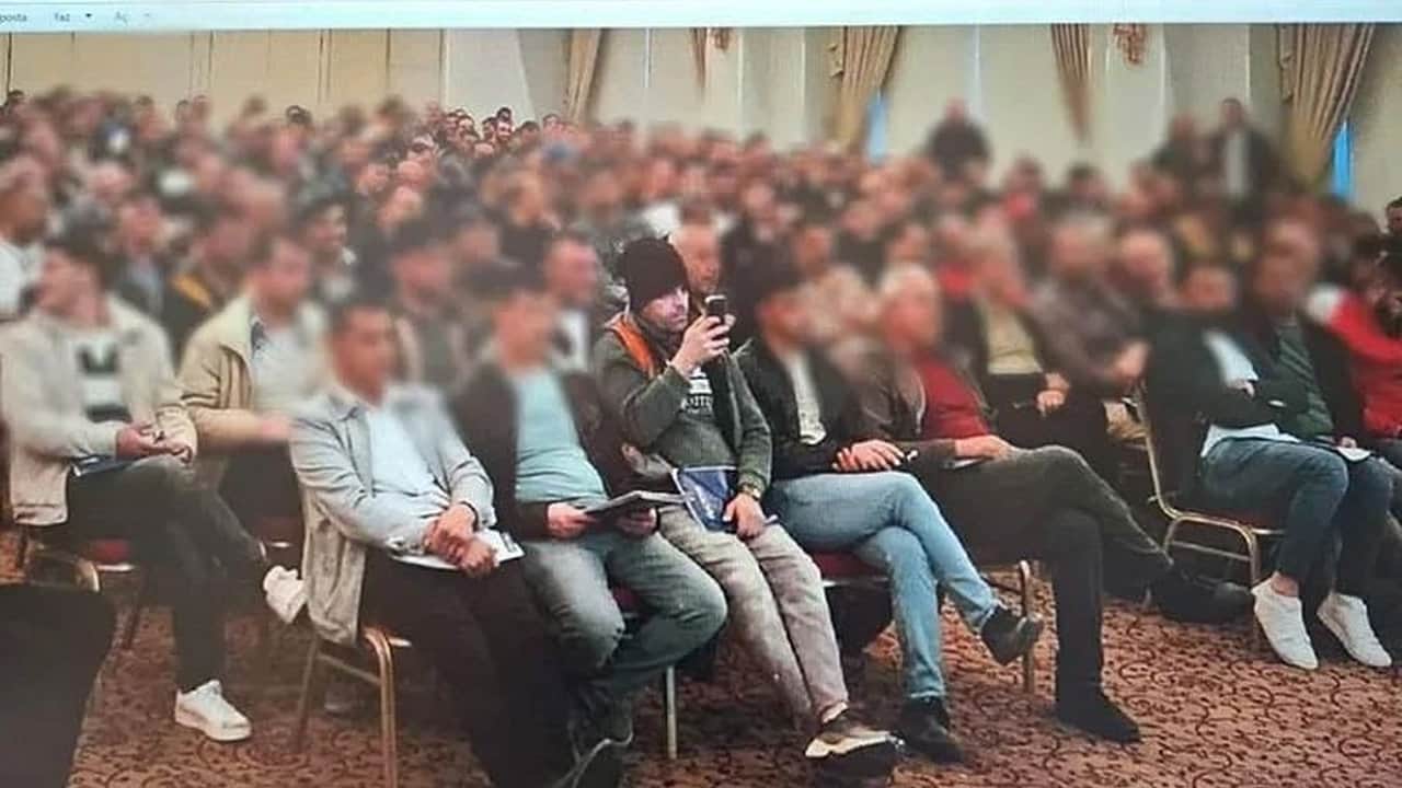 Foto - Erdoğan’a suikast timinde yer alıp paketlenemeyen son haindi! Alçak FETÖ’cü, komşularını böyle kandırmış! İşte fare gibi saklandığı 3 katlı hücre evi
