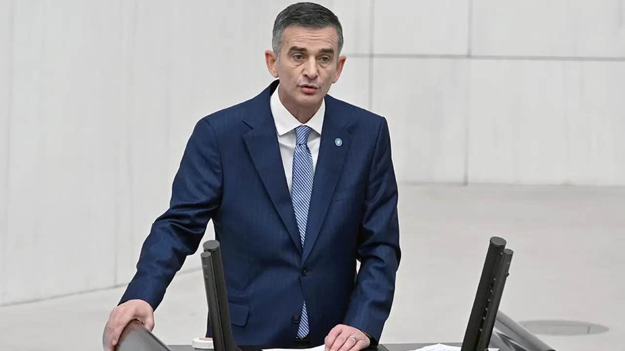 Foto - Erdoğan’ın daveti sonrası Türkiye’yi sallayacak kulis: "Muhalefetin sert ismi AK Parti’ye katılıyor"