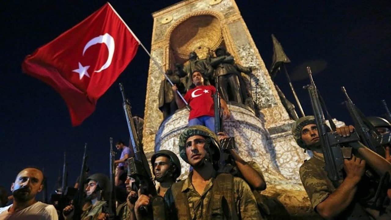 Foto - Erhan Afyoncu 'anormal şeylerdi' diyerek açıkladı: Genelkurmay başkanı, komutanlar dikkat etmesi lazımdı