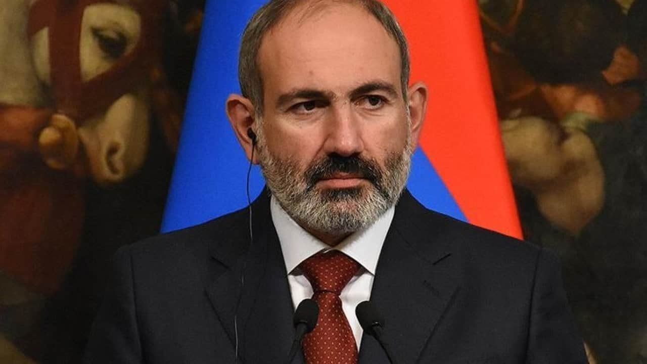 Foto - Ermenistan Başbakanı Paşinyan istifa etti! İşte sebebi