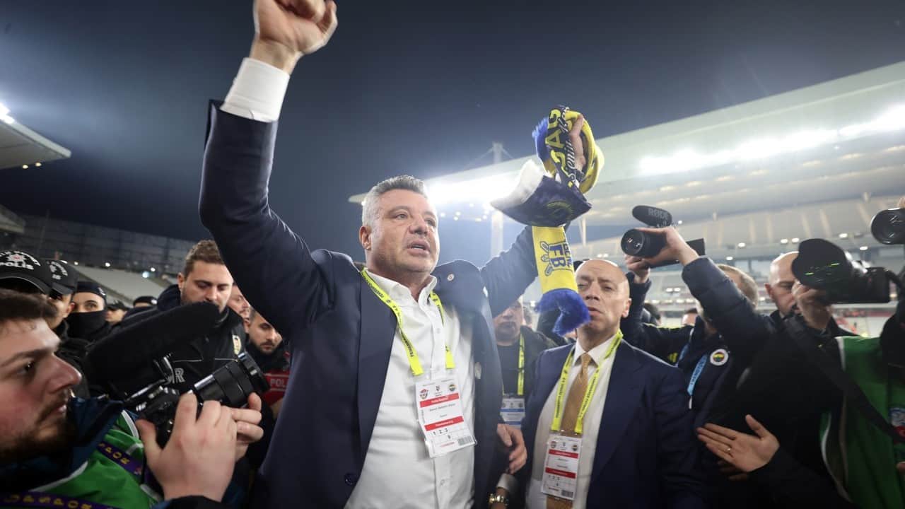 Foto - Ersan Şen yorumladı: Sadettin Saran'ın başkanlığı düşer mi? Herkes bunu konuşuyor...