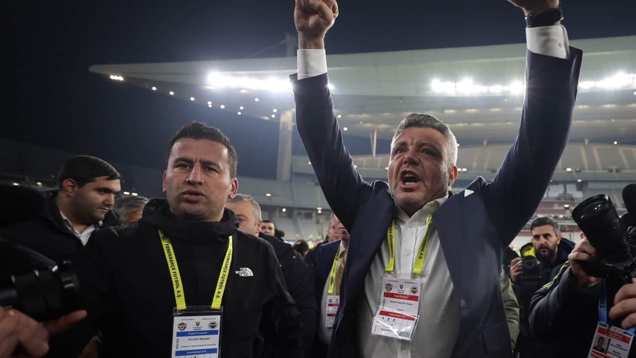 Foto - Ersan Şen yorumladı: Sadettin Saran'ın başkanlığı düşer mi? Herkes bunu konuşuyor...