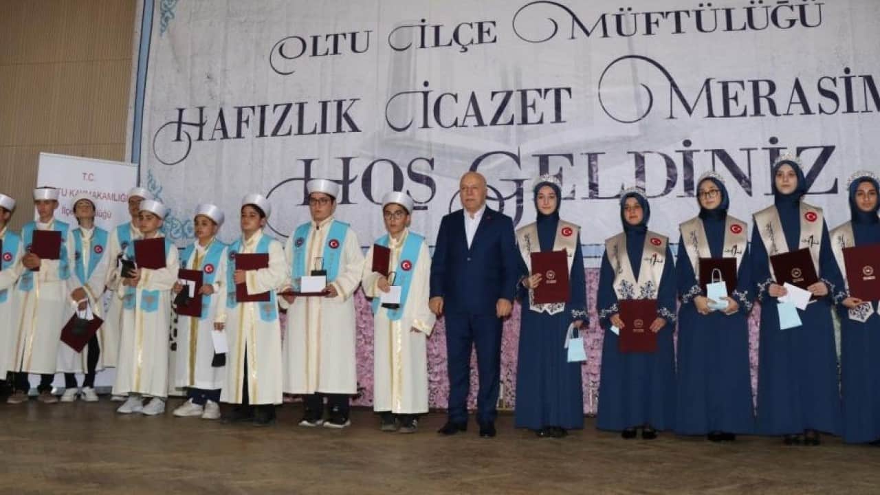 Foto - Erzurum'da 54 hafız icazet belgelerine kavuştu
