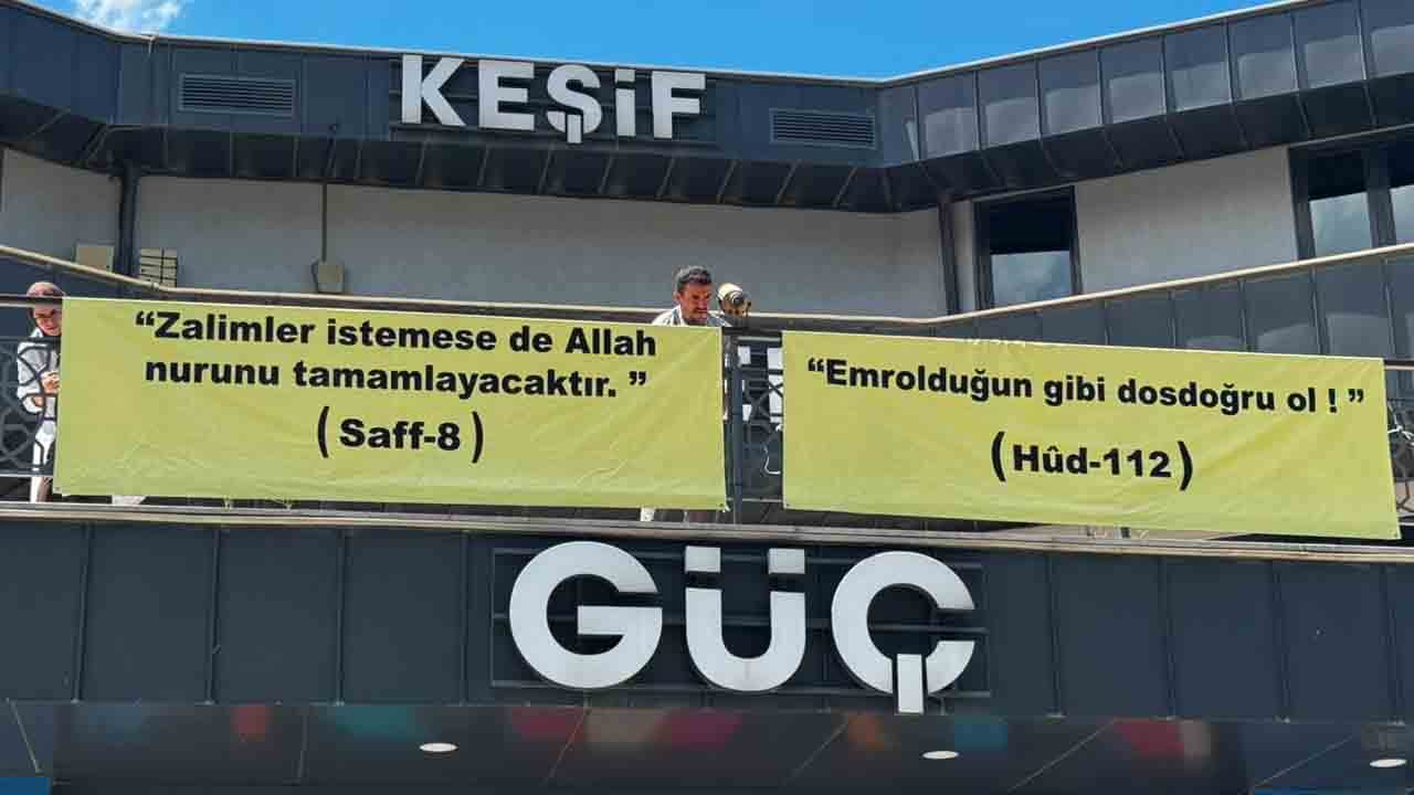 Foto - Esenler'in gençleri değerlerine sahip çıktı : Yeditepe Üniversitesi’ndeki olaylara ayetli mesaj