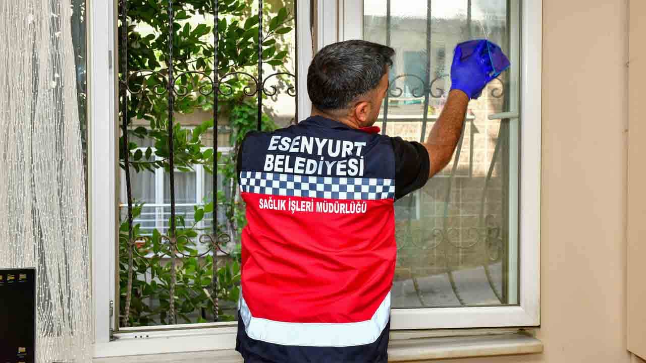 Foto - Esenyurt Belediyesi’nden gönülleri fetheden uygulama: Yaşlı ve engellilerin yüzünü güldürüyor