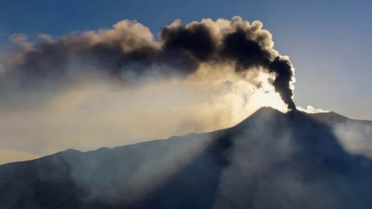Foto - Etna yine püskürdü: Kül bulutu hava trafiğini felç etti!