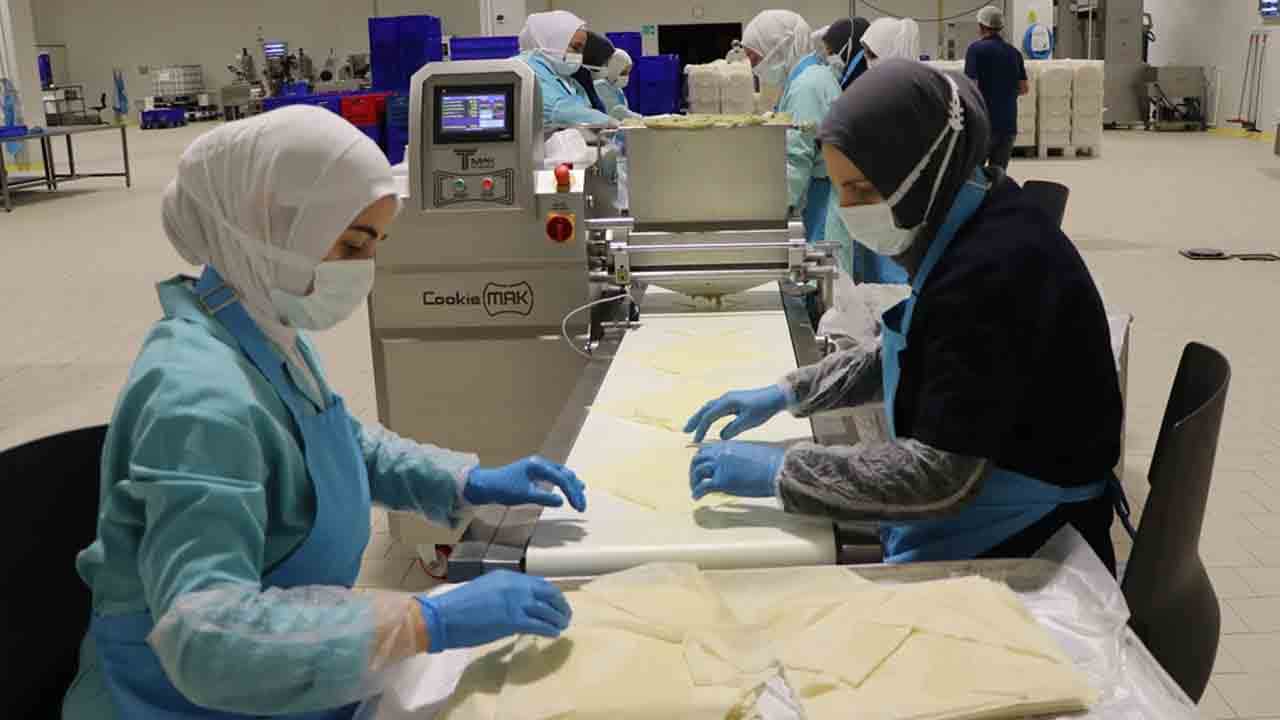 Foto - Ev hanımları üretime katıldı: Yozgat'tan dünyaya künefe ve katmer ihracatı!
