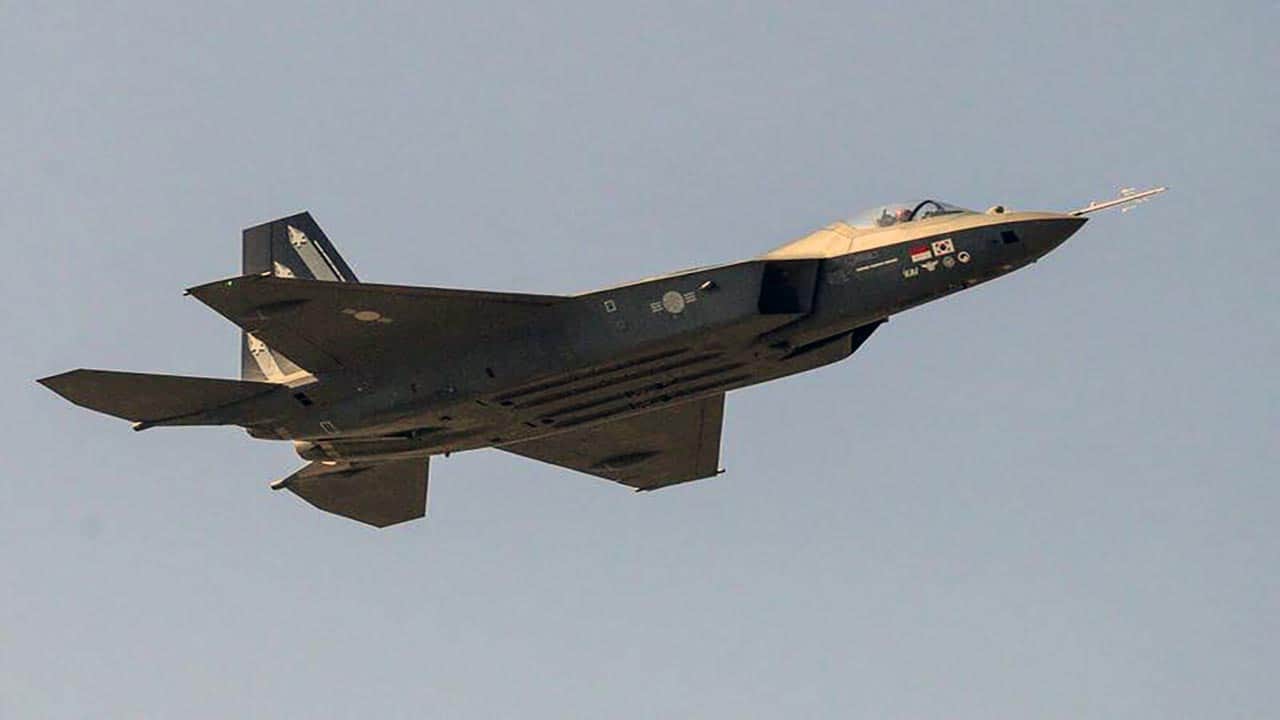 Foto - F-35'i tahtından edecek savaş uçağı! KF-21'in fiyatı belli oldu