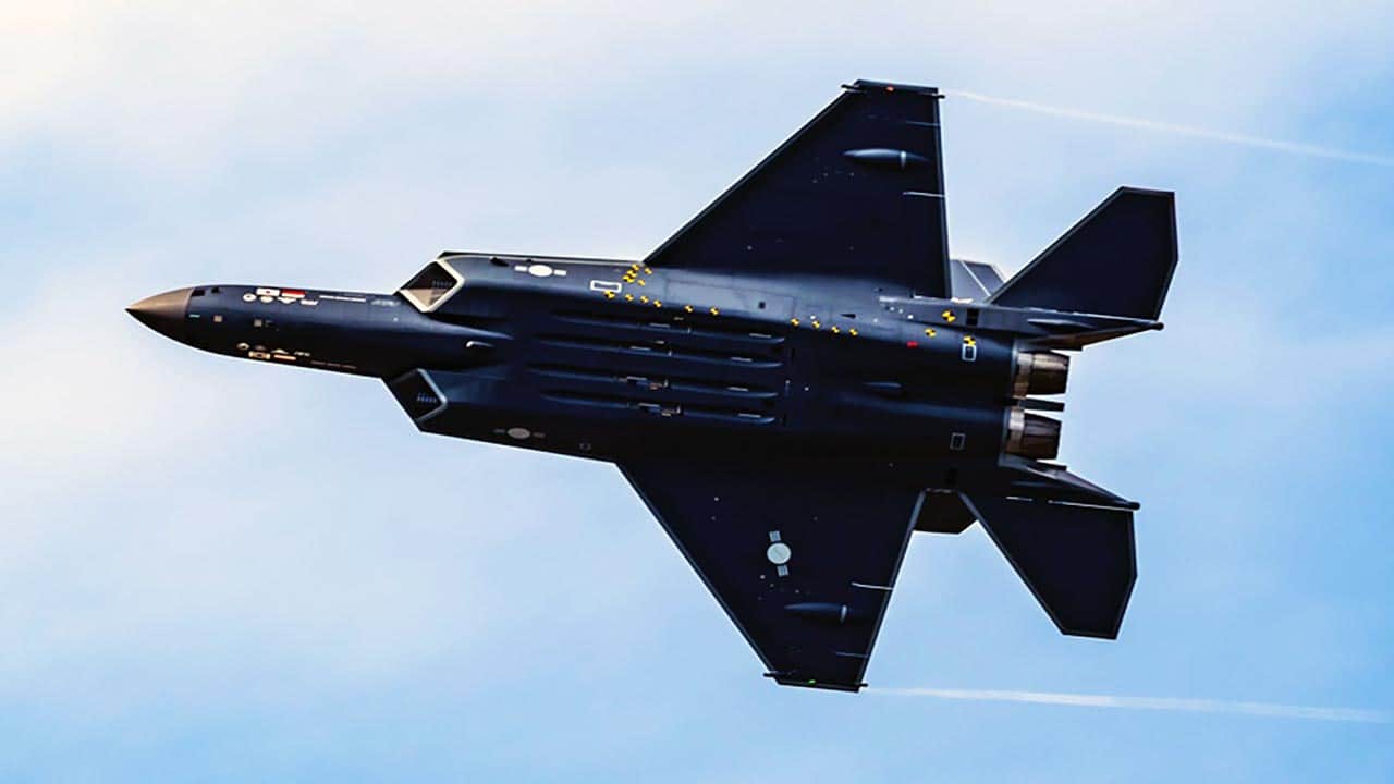 Foto - F-35'i tahtından edecek savaş uçağı! KF-21'in fiyatı belli oldu