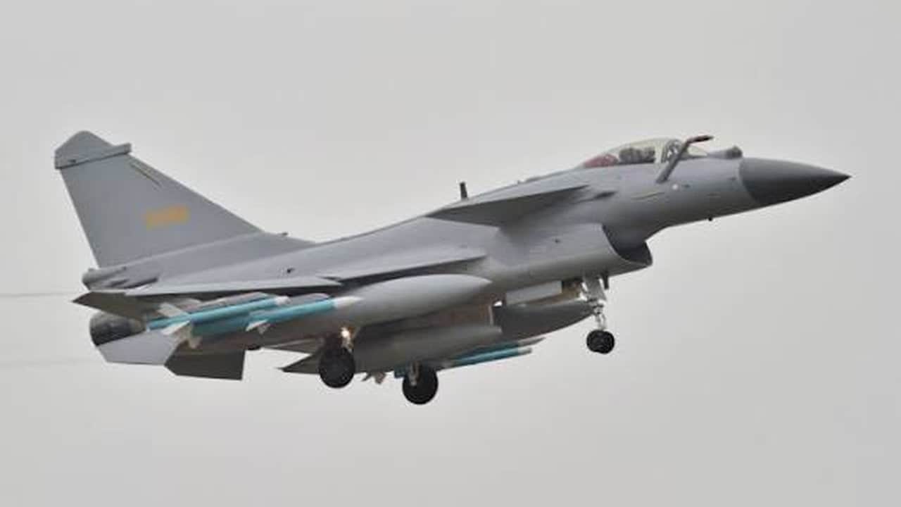 Foto - F-35’in tahtı zangır zangır sallanıyor! Gizli savaş uçaklarına ilgi çok büyük: Tek rakip oldular