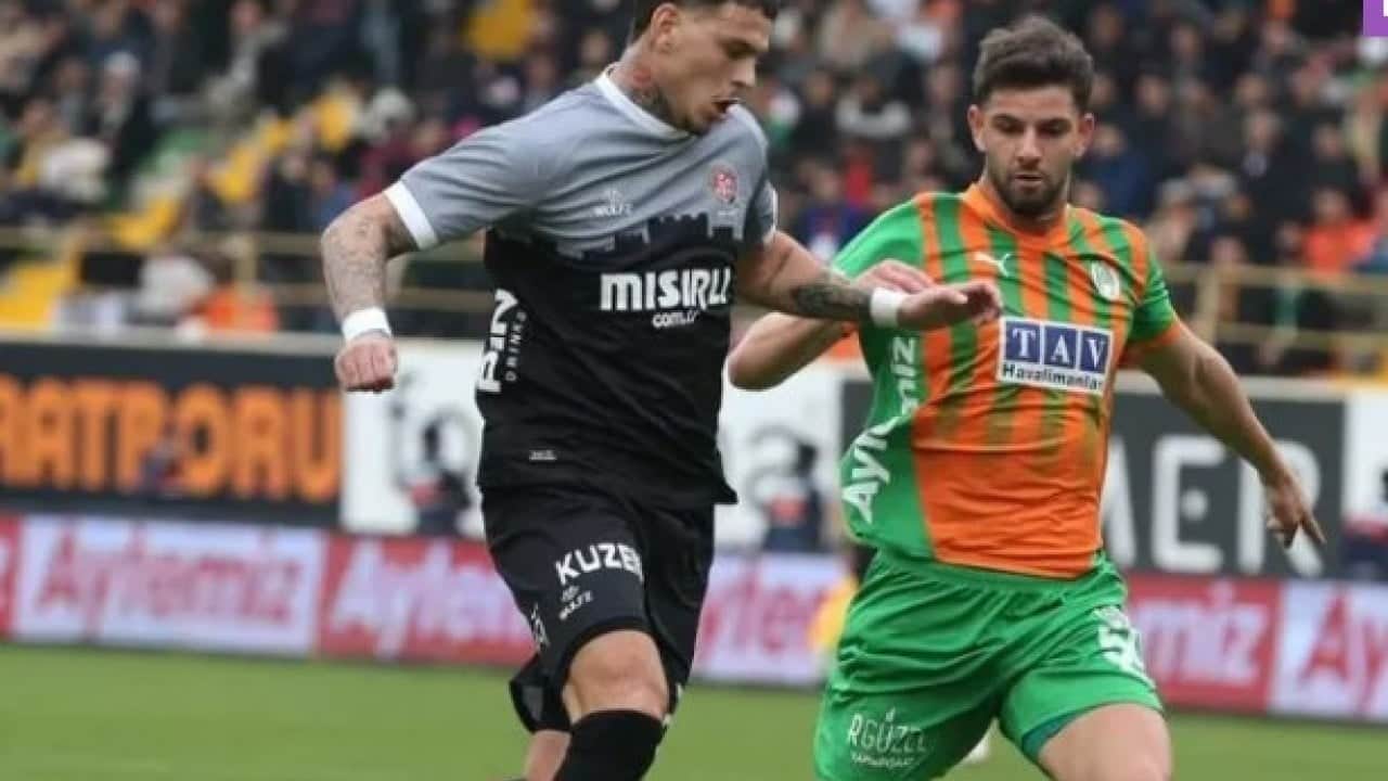 Foto - Fenerbahçe’de savunma yeniden şekilleniyor: Ayrılık ve transfer gelişmesi