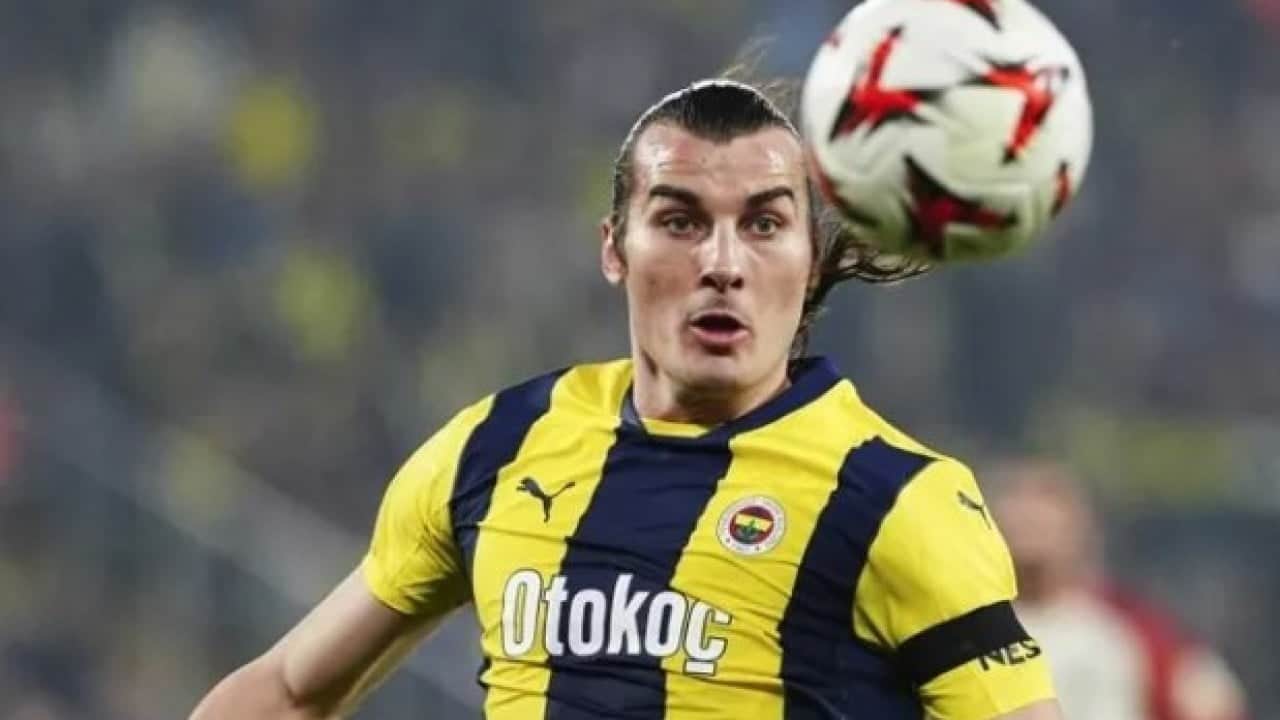 Foto - Fenerbahçe’de savunma yeniden şekilleniyor: Ayrılık ve transfer gelişmesi