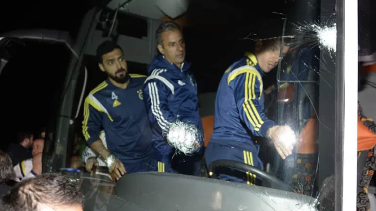 Foto - Fenerbahçe’den teşekkür mesajı: Otobüse saldırı olayı aydınlanıyor!