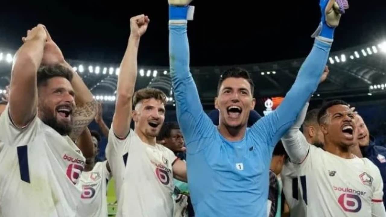 Foto - Fenerbahçe’den yeni transfer hamlesi! Eski yıldız kalecisi yuvaya dönüyor