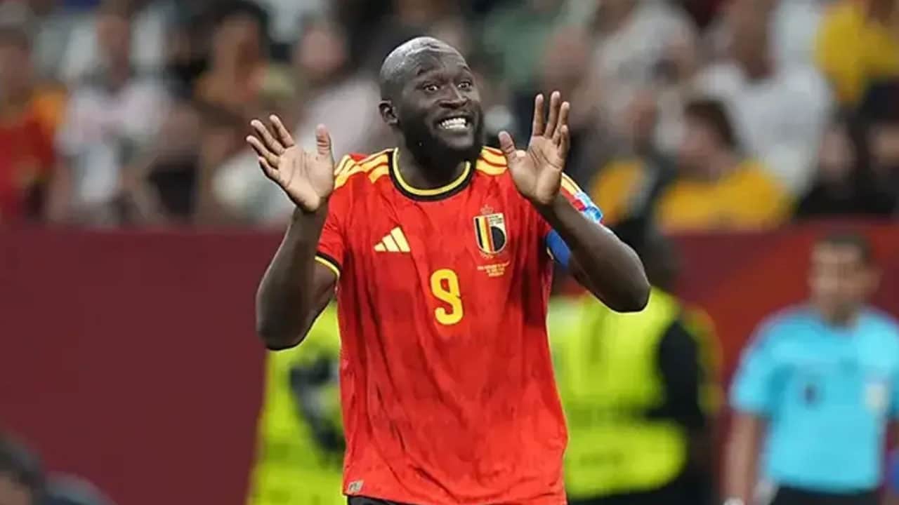 Foto - Fenerbahçe’nin yeni transferi Türkiye’de yaşamış! Bakın Romelu Lukaku’nun babası hangi takımda oynamış