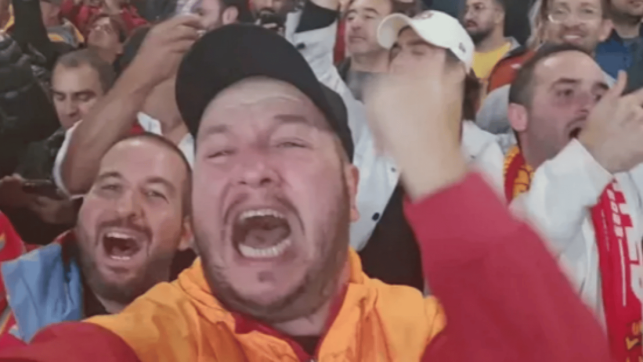Foto - Galatasaray yönetimi 'madem öyle, işte böyle' dedi: Şahan Gökbakar'a kovulma darbesi!