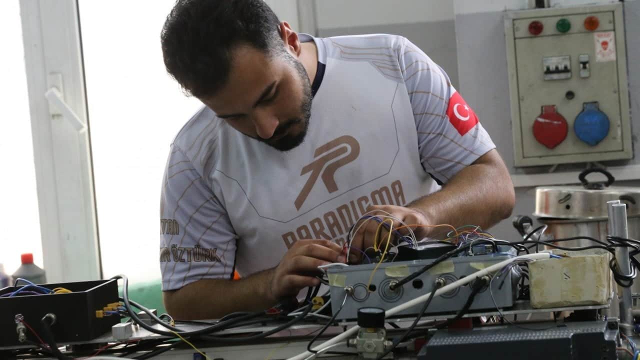 "Geleceğin projesi" ile TEKNOFEST'e hazırlanıyorlar: Motivasyonumuz devletimize ve milletimize bunu kazandırmak