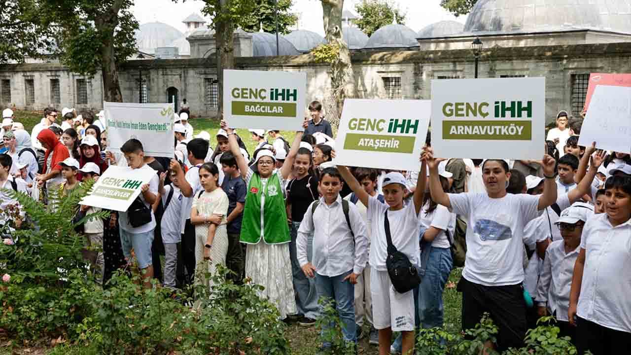 Foto - Gençler yazı değerlendirdi: İHH’nın 