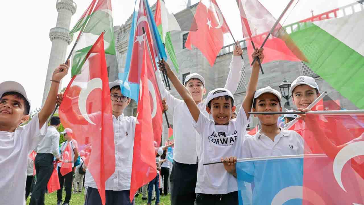 Foto - Gençler yazı değerlendirdi: İHH’nın 