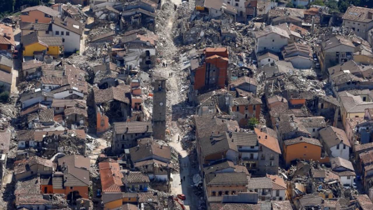 Foto - Gerçek ortaya çıktı! Dünya neden peş peşe sallanıyor?