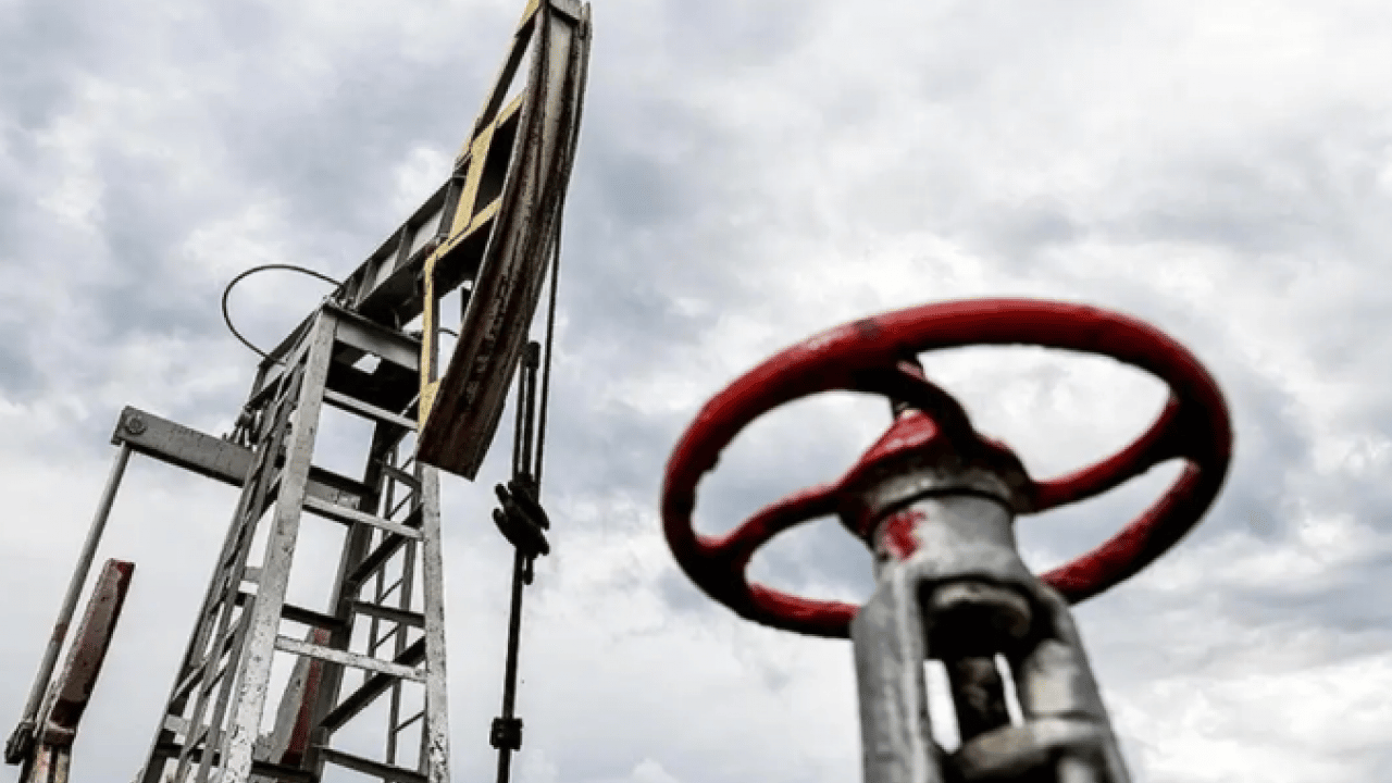 Foto - Gerilim fiyatları yukarı çekti! Brent petrol 80 dolar sınırında