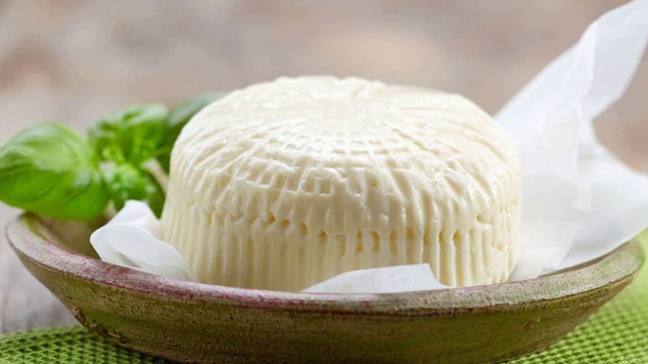 Foto - Gram gram alıyorlar! Sırrı duyanları şaşırtıyor! Dünyanın en pahalı peyniri: Kilosu 72 bin liraya satılıyor