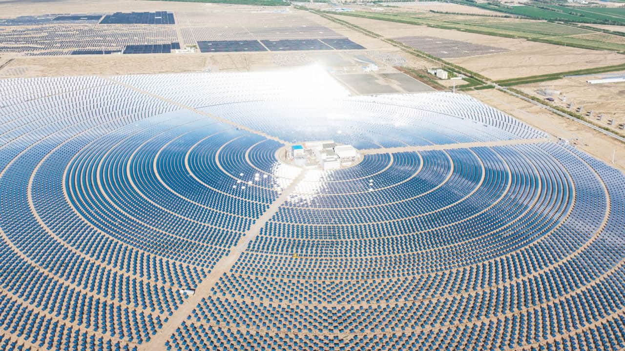 Foto - Güneş battıktan sonra da elektrik üretiyor! Çin’den bataryasız dev santral hamlesi