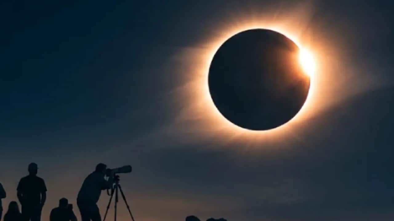 Foto - Güneş tutulması nedir? Güneşin tutulmasını 1 milyar insan bekliyor! Merak konusu oluyor