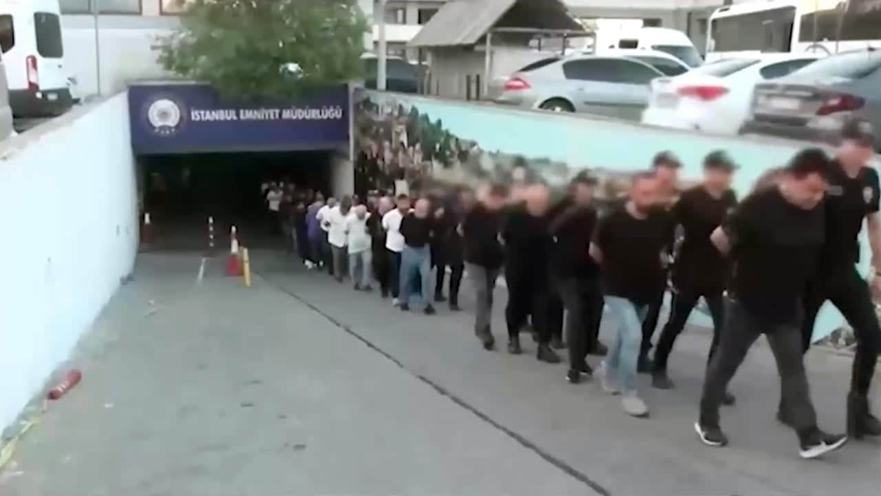 Foto - 'Gürlek'i tanıyoruz' deyip korku salıyorlardı: MİT'çiyiz diyen çete paket oldu