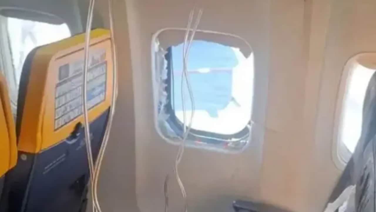 Foto - Havada kabus dolu anlar: Uçağın motor pervanesi koptu
