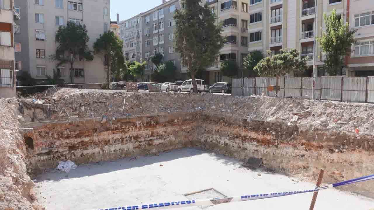 Foto - Hemen yetkililere haber verildi: İstanbul’da inşaatı durduran bulgular