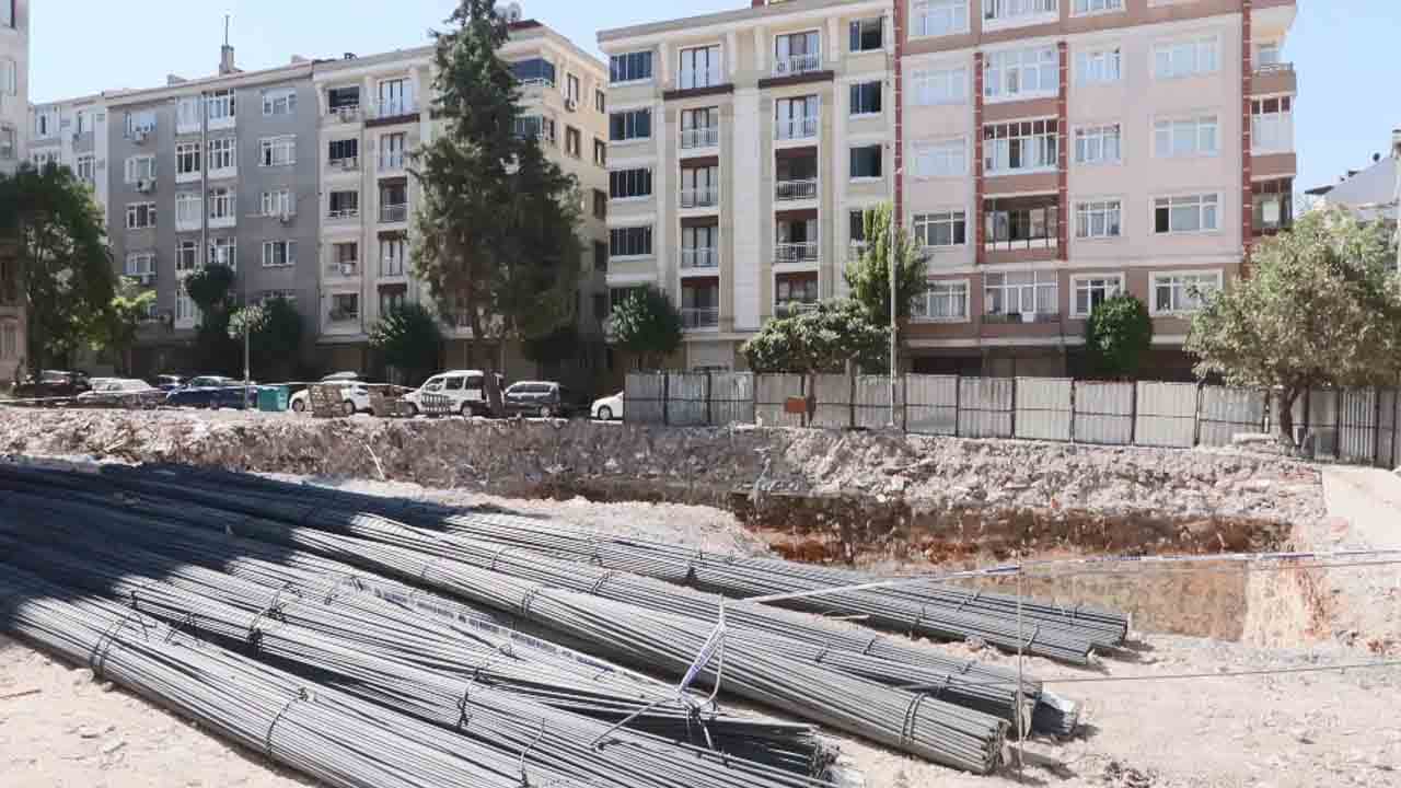 Foto - Hemen yetkililere haber verildi: İstanbul’da inşaatı durduran bulgular
