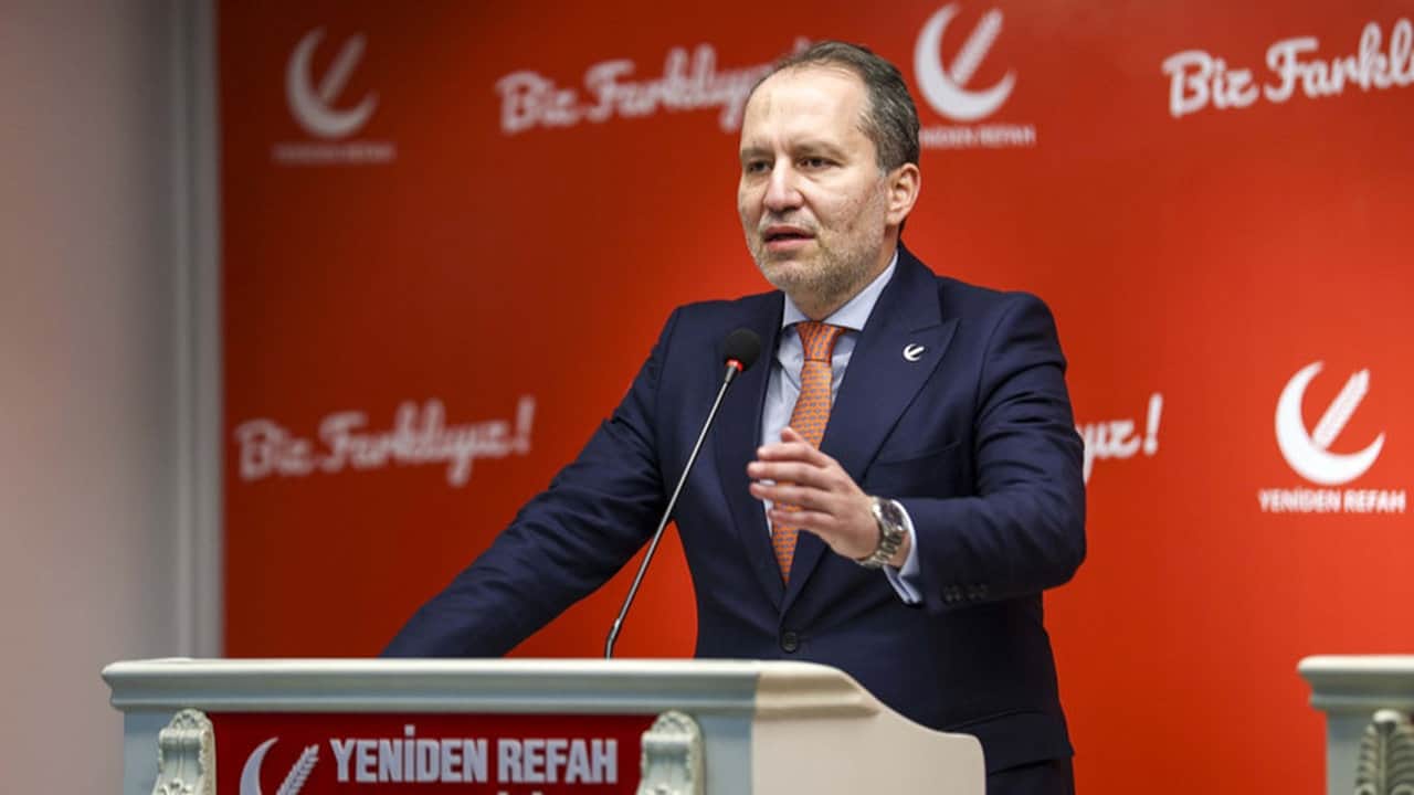Foto - Herkes "evet" mi, "hayır" mı diyeceklerini merak ediyordu! Fatih Erbakan, tarihi görüşmeye dakikalar kala partisinin "çerçeve yasa" kararını açıkladı