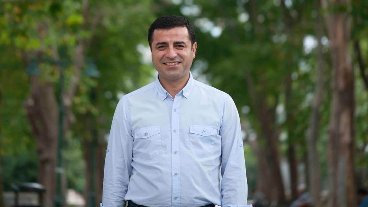 Foto - Herkes "tahliye olacak mı olmayacak mı" diye merakla bekliyordu! Selahattin Demirtaş'tan kritik haber var