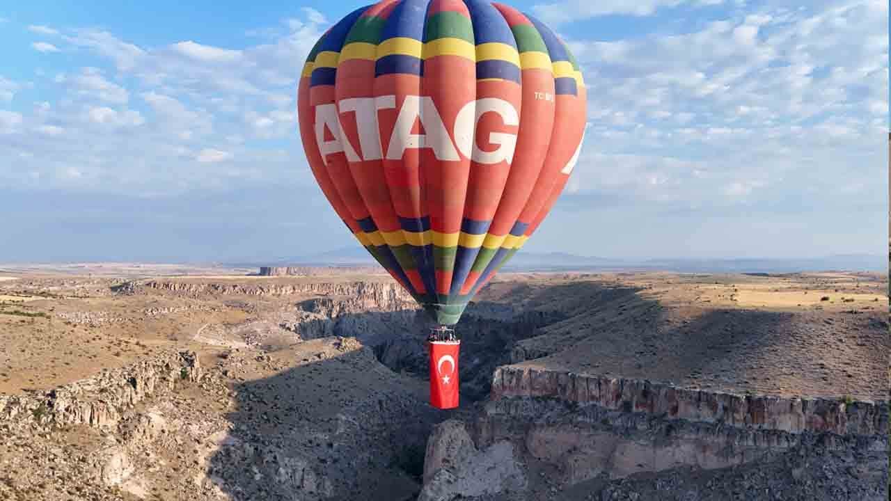 Foto - Ihlara Vadisi turistlerin gözdesi… Hava balonuyla gün doğumunu izlemek mest ediyor