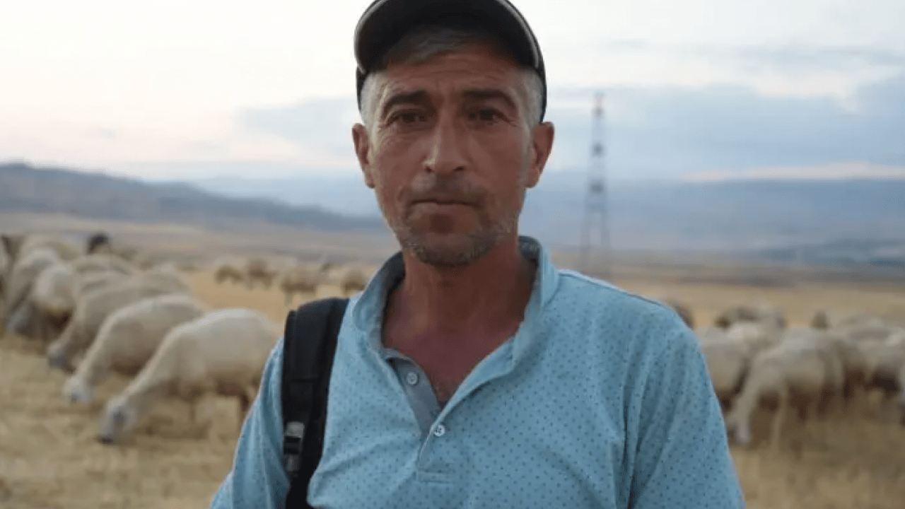 Foto - İlçeyi karıştıran olay: Bu kez ihanet sürünün içinden geldi!