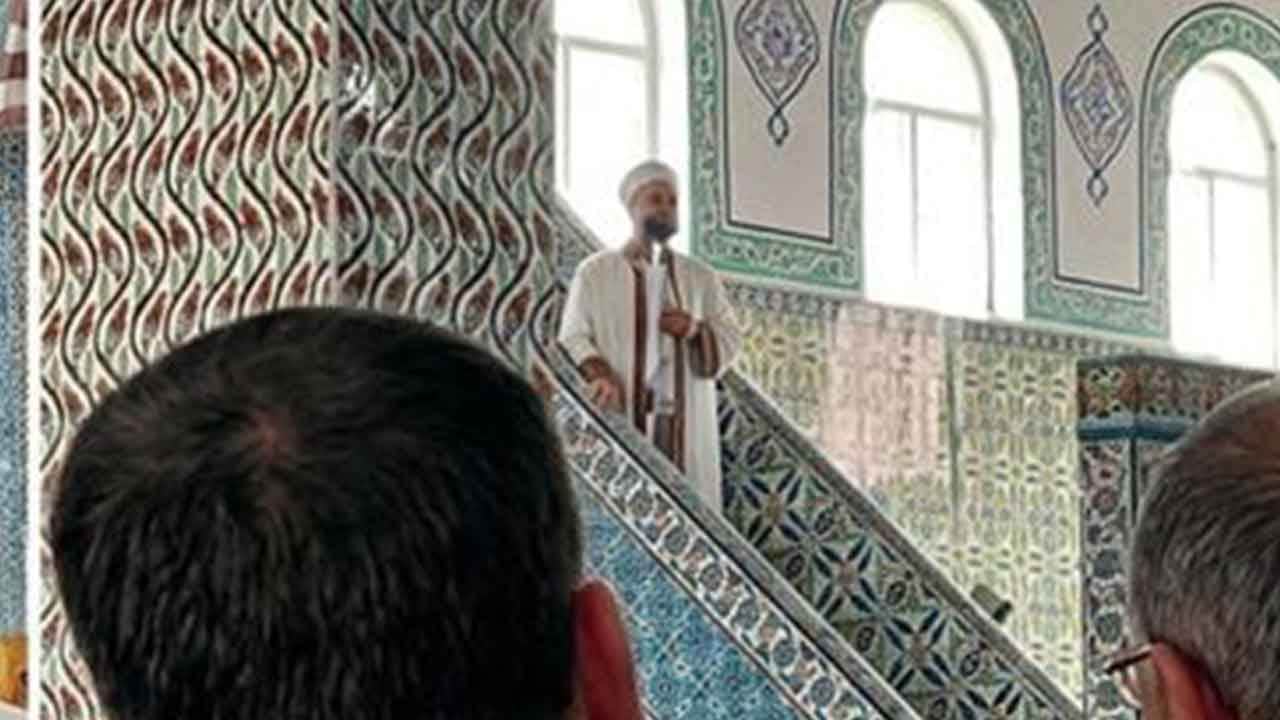 Foto - İmam Cuma namazında çileden çıktı: Böyle devam ederseniz elhamdülillah deyip ineceğim