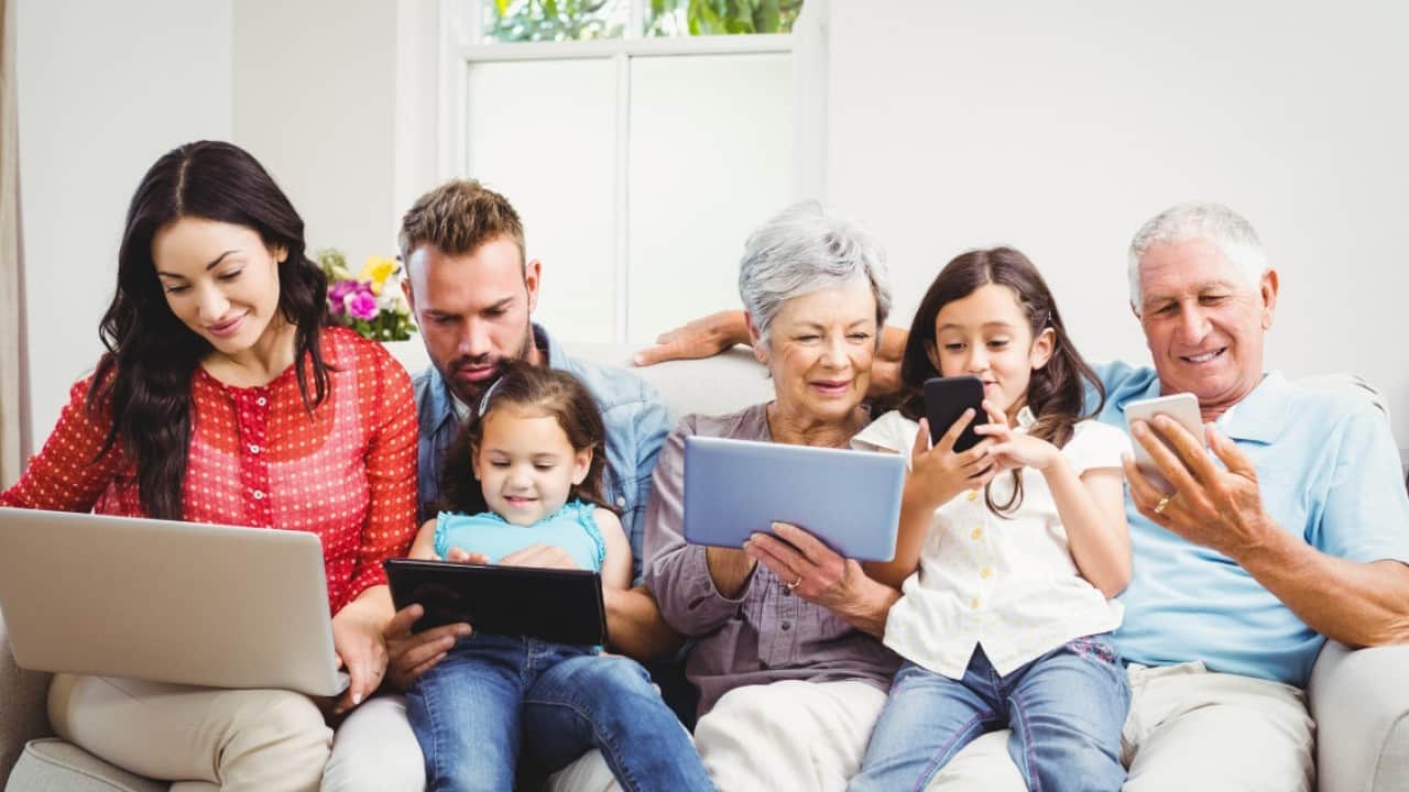 Foto - İnternet kullanım oranı yüzde 92,3 oldu Sanal alemde yaşıyoruz