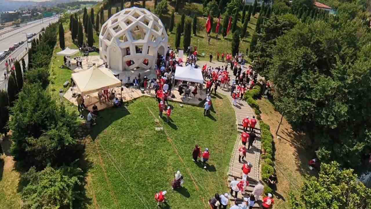 Foto - 'İrade Bizim, Zafer Bizim': Hafıza Müzesi’ne hafıza tazeleme yürüyüşü