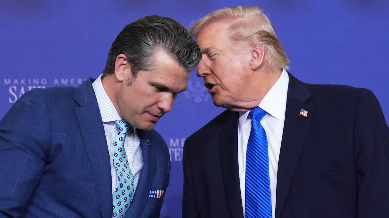 Foto - İran’la yaşadığı fiyasko ayarlarını bozdu Trump’tan Hegseth’e mühimmat fırçası