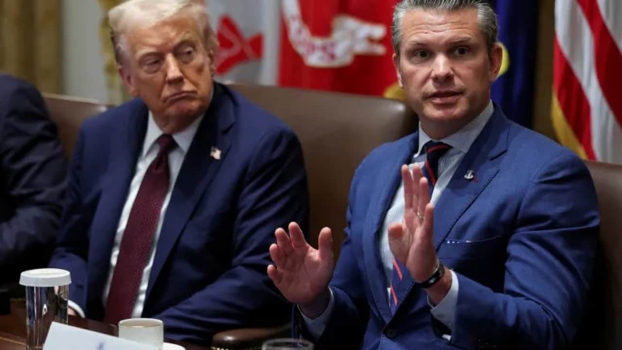 Foto - İran’la yaşadığı fiyasko ayarlarını bozdu Trump’tan Hegseth’e mühimmat fırçası