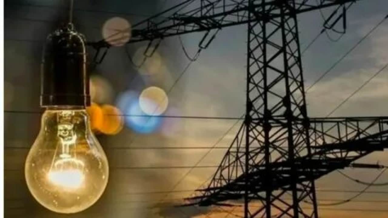 Foto - İstanbul'a 9 saatlik elektrik kesintisi ! 22 ilçede şalterler iniyor!
